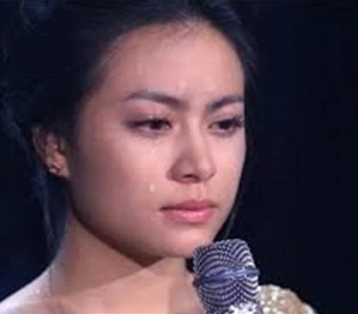 Hoàng Thùy Linh đóng phim