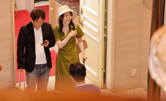 JUR-151 Vợ tôi đã ngoại tình với trai lạ khi đi du lịch