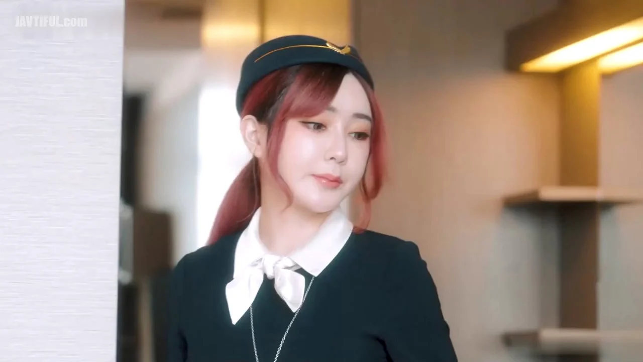 MD-0346 Cuộc săn đuổi của hai nàng tiếp viên hàng không dâm đãng